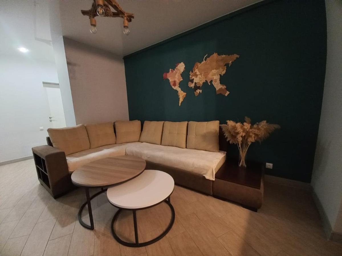 Loft Apartment In Ереван Екстериор снимка
